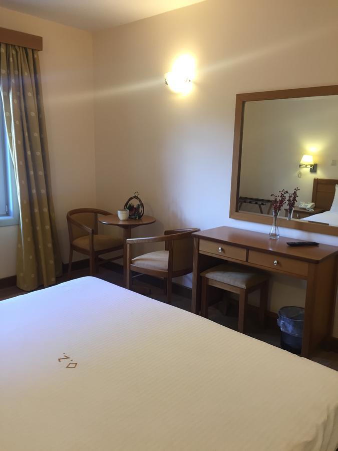 Olympios Zeus Hotel Kato Zachlorou Bagian luar foto